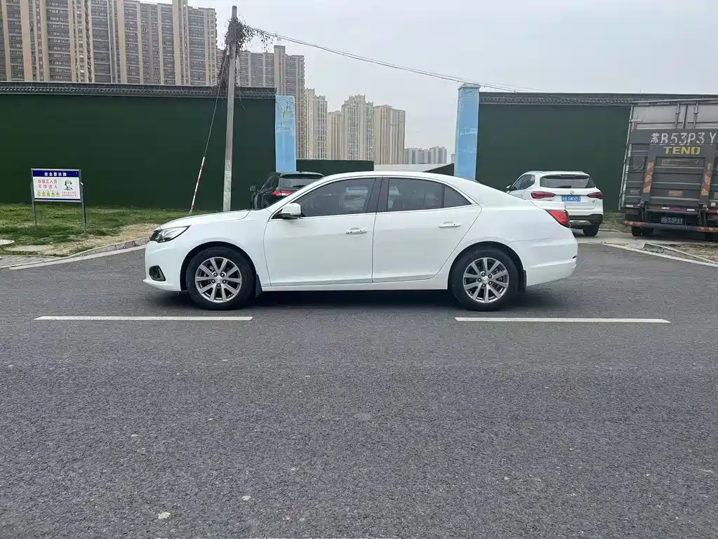 Chevrolet Malibu 2018 530T Automatic Luxury Edition 2019 - thumbnail 8