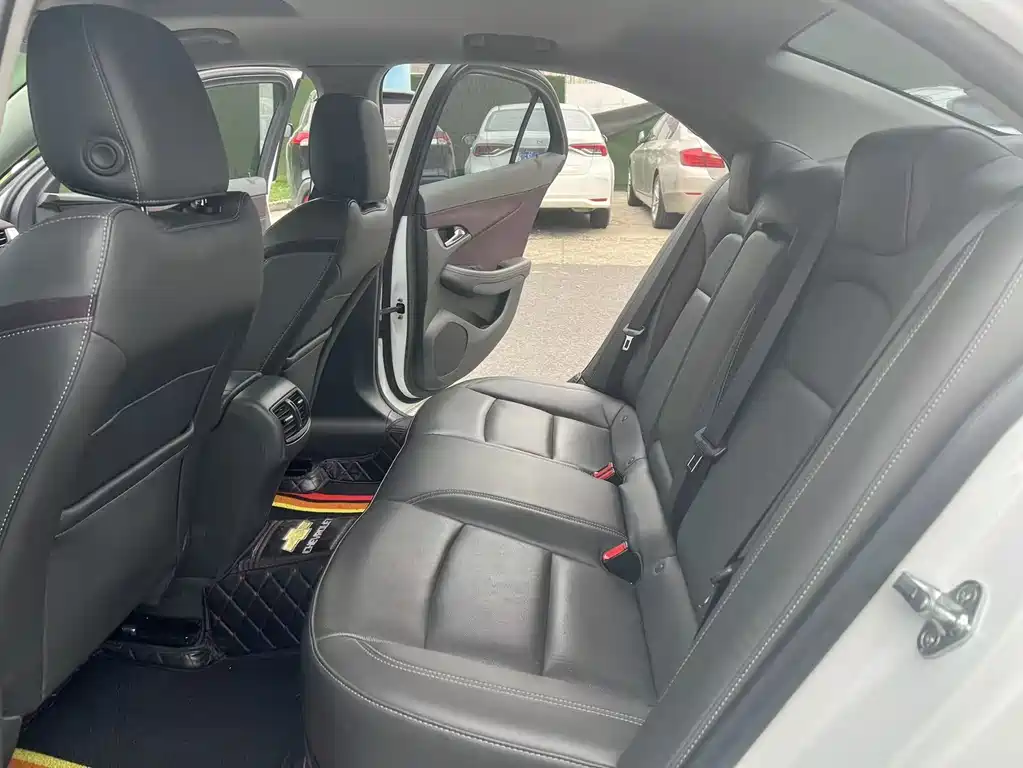 Chevrolet Malibu 2018 530T Automatic Luxury Edition 2019 - thumbnail 12