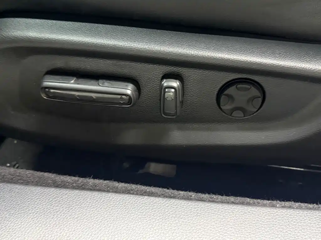 Honda Honda Accord 2022 Hybrid 2.0L锐领版 2023 - thumbnail 14