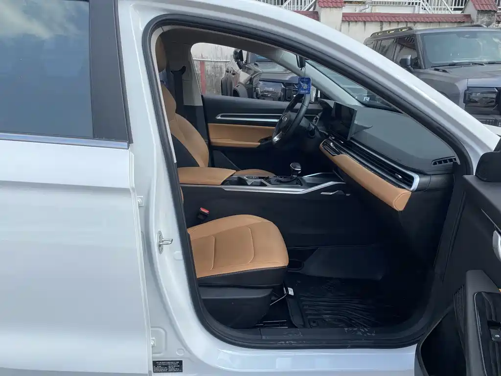 Geely Auto Geely Emgrand 2025 Model Year 4th Generation 1.5L CVT Flagship Edition 2024 - thumbnail 8