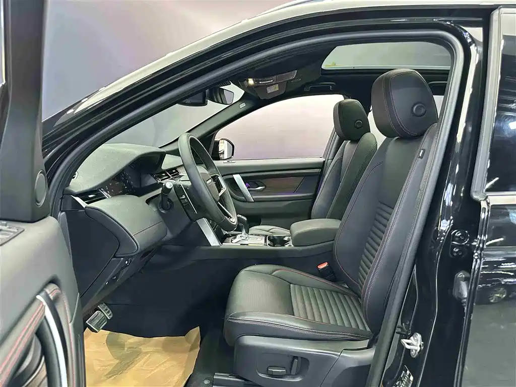 Land Rover Discovery Sport New Energy 2023 1.5T P300e PHEV 2023 - thumbnail 5