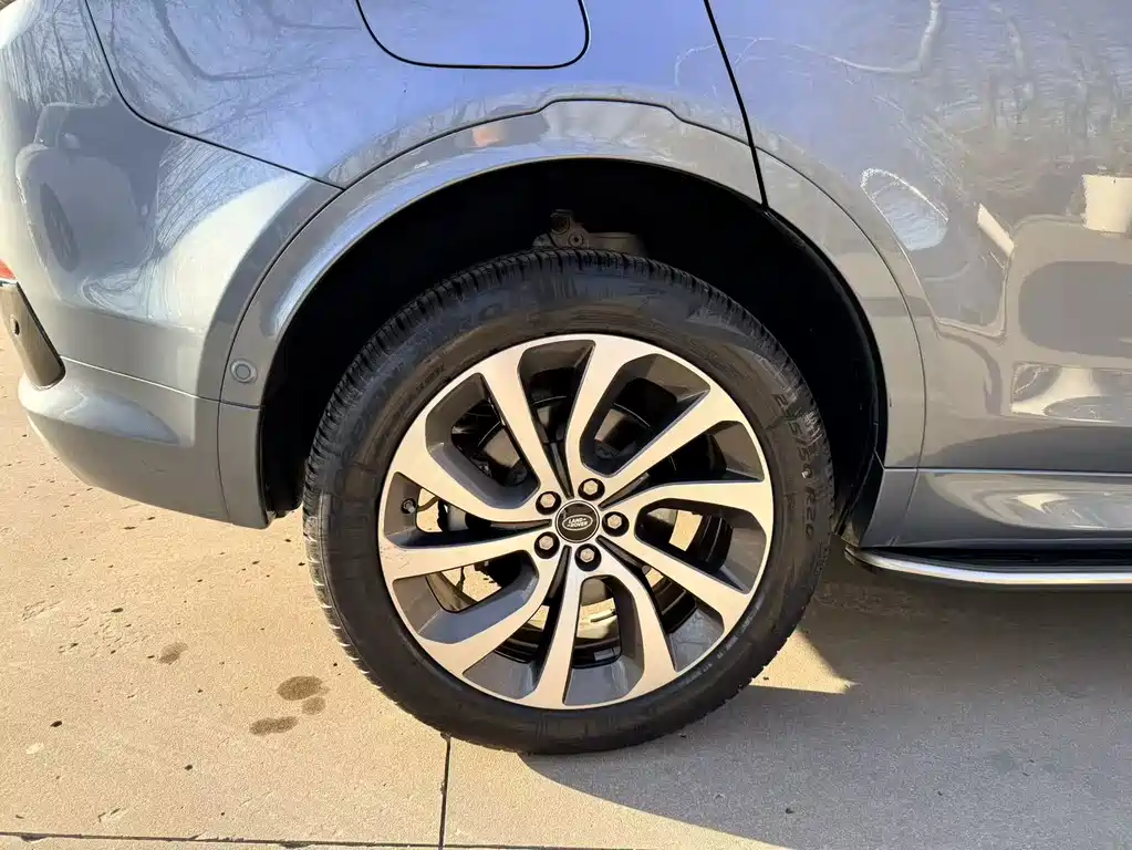 Land Rover Discovery Sport PHEV 2021 P300e Performance Tech Edition 2021 - thumbnail 9