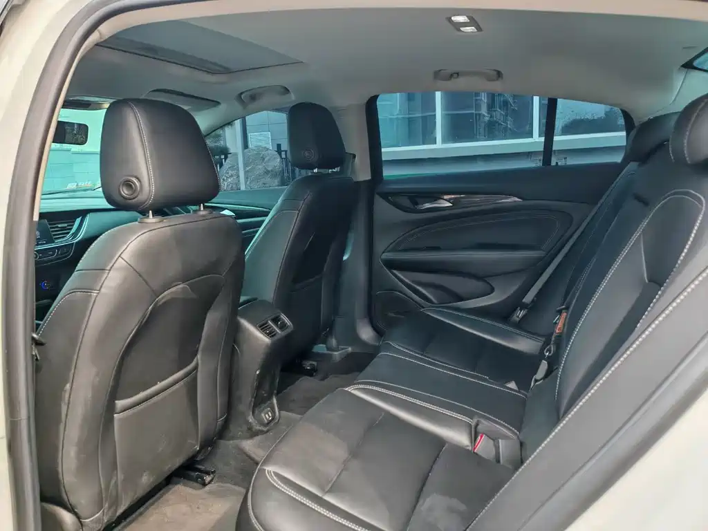 Buick Buick Regal 2024 25T Premium Edition 2024 - thumbnail 5