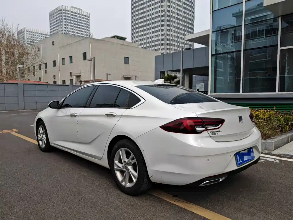 Buick Buick Regal 2024 25T Premium Edition 2024 - thumbnail 9