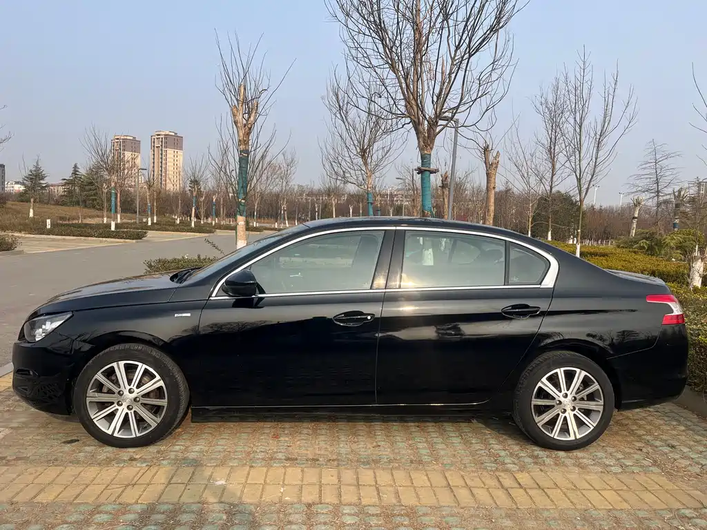 Peugeot Peugeot 408 2018 350THP Automatic Luxury Edition 2017 - thumbnail 4