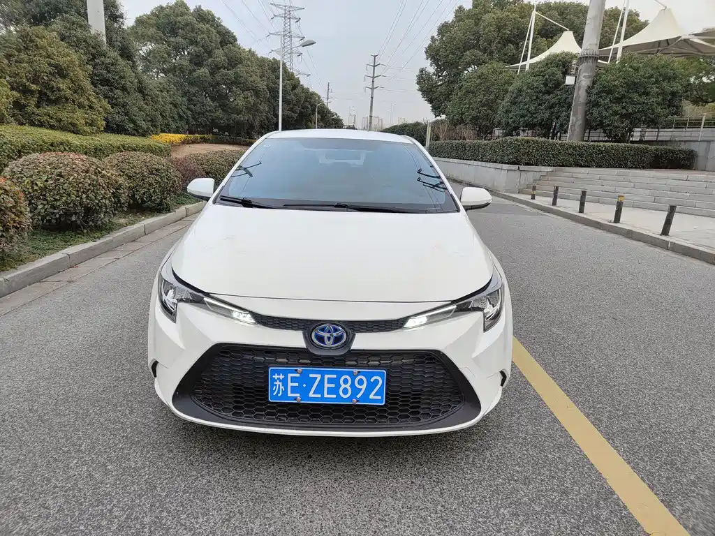 Toyota Toyota Corolla 2022 Hybrid 1.8H E-CVT Advanced Edition 2022 - thumbnail 2