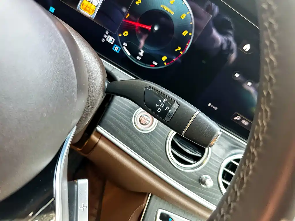 Mercedes-Benz Mercedes-Benz E-Class 2023 E 260 L 2023 - thumbnail 14