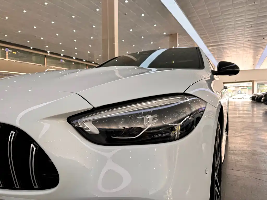 Mercedes-Benz Mercedes-Benz C-Class 2023 Facelift C 260 L Night Sport Edition 2023 - thumbnail 5