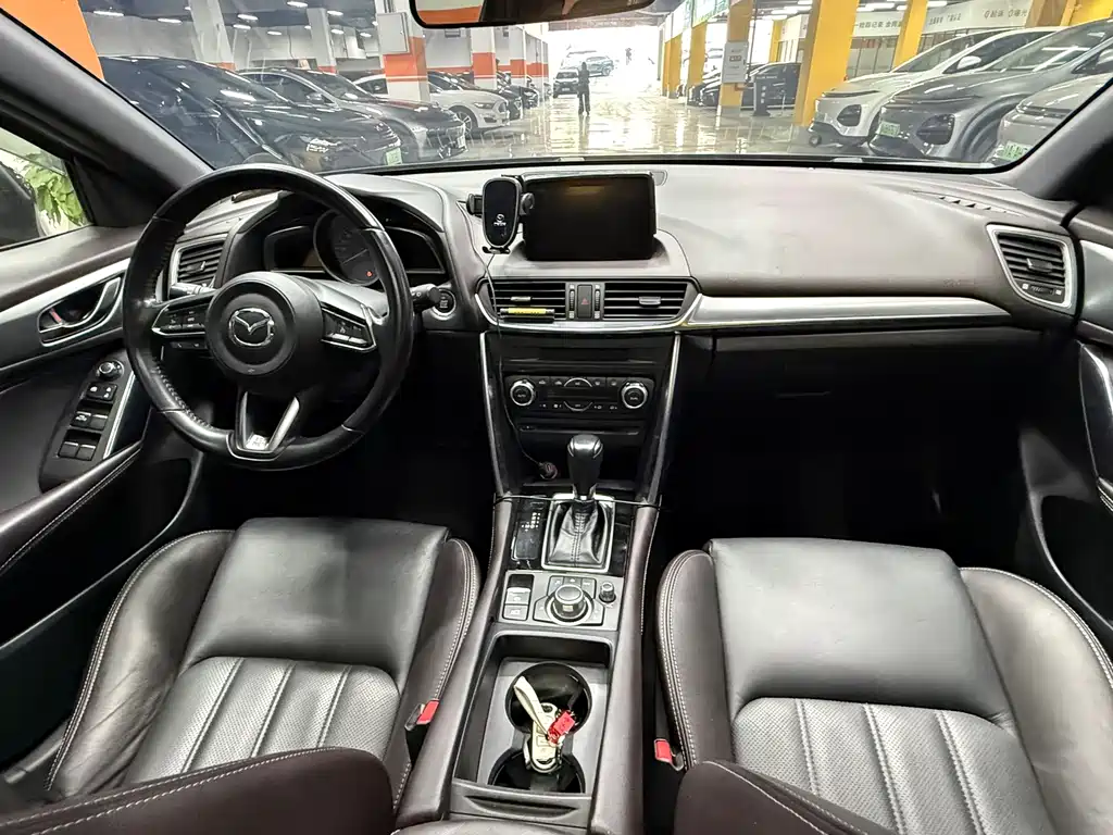 Mazda Mazda CX-4 2018 2.0L Automatic 2WD Smart Tech Edition China VI 2018 - thumbnail 17