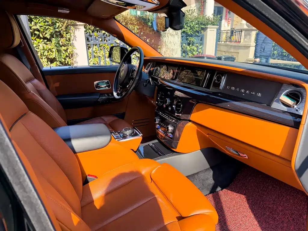 Rolls-Royce Phantom 2018 6.7T Extended Wheelbase 2020 - thumbnail 19