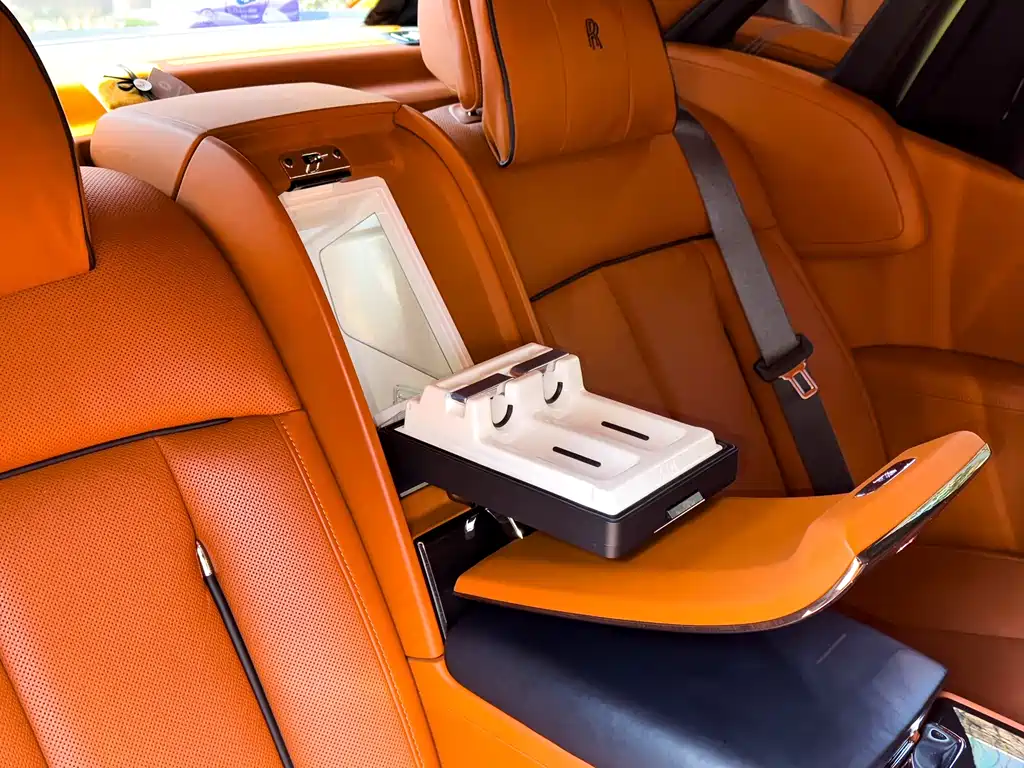 Rolls-Royce Phantom 2018 6.7T Extended Wheelbase 2020 - thumbnail 23
