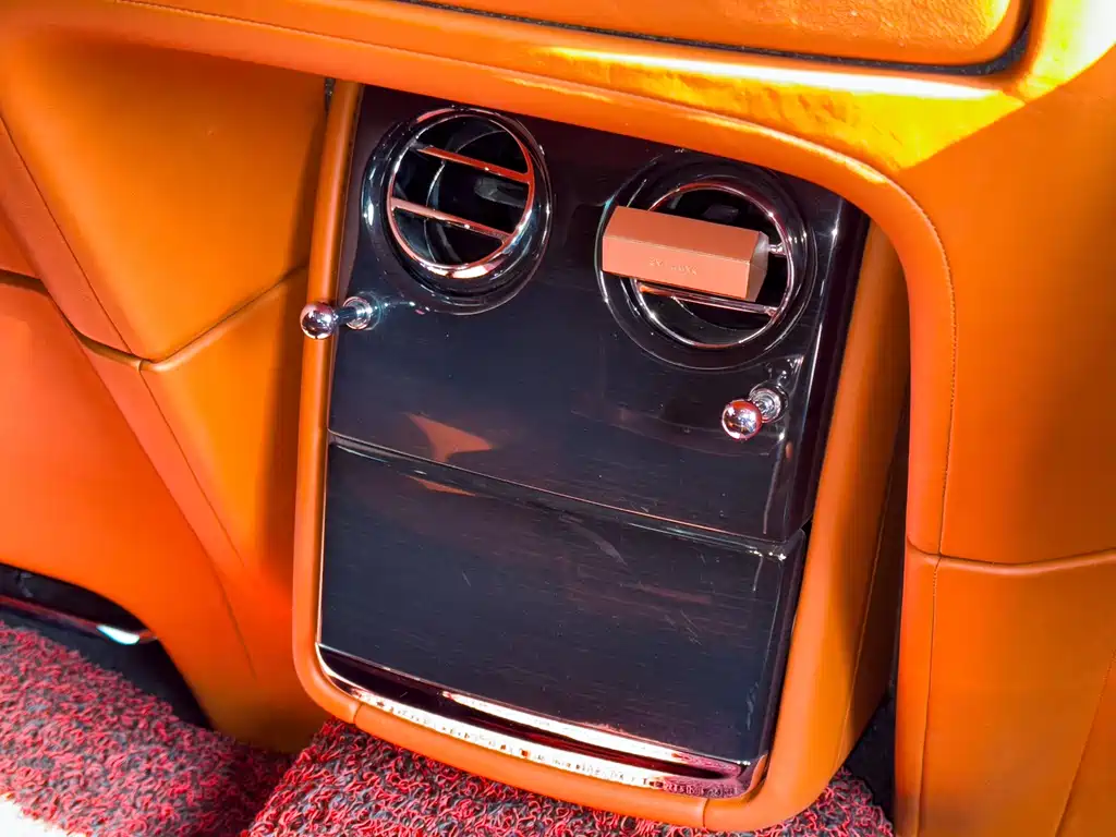Rolls-Royce Phantom 2018 6.7T Extended Wheelbase 2020 - thumbnail 25