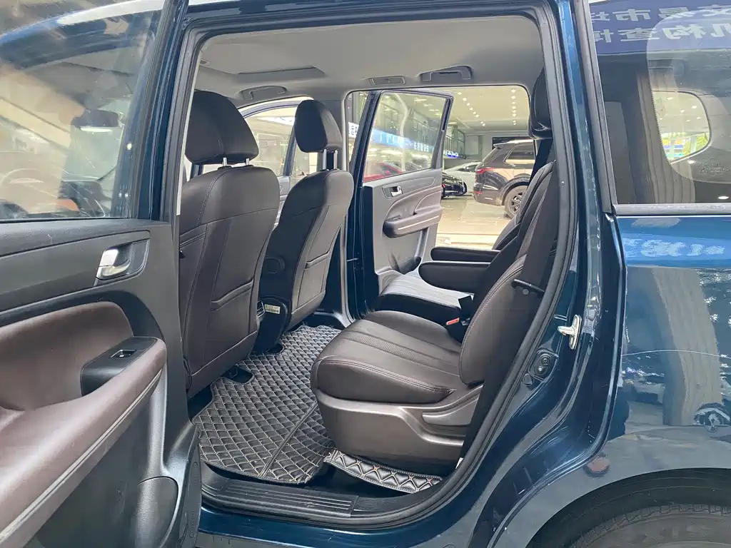 GAC Trumpchi GAC Trumpchi M6 2019 270T Automatic Luxury Edition (Seven Seats) China V 2019 - thumbnail 10