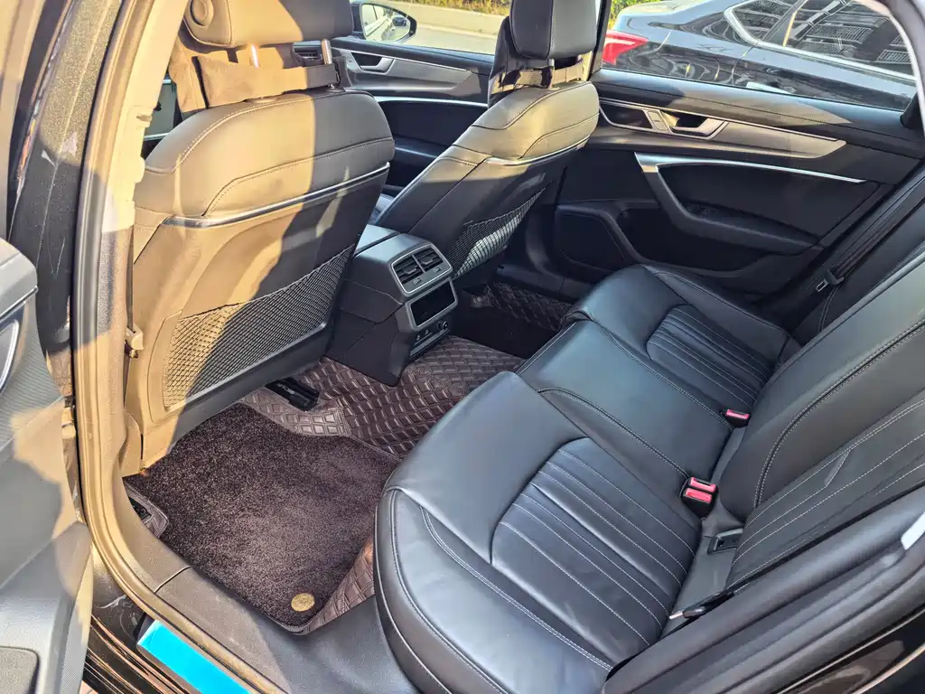 Audi Audi A6L 2023 45 TFSI Premium Elegant 2023 - thumbnail 6