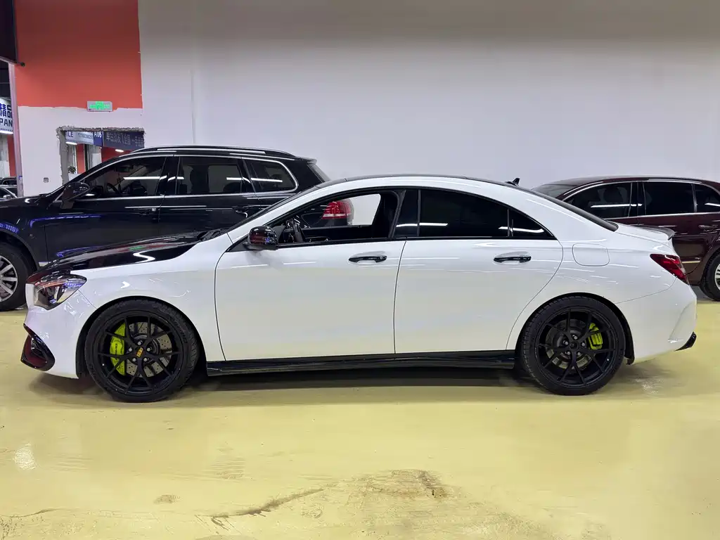 Mercedes-Benz Mercedes-Benz CLA AMG 2017 facelift AMG CLA 45 4MATIC 2017 - thumbnail 4