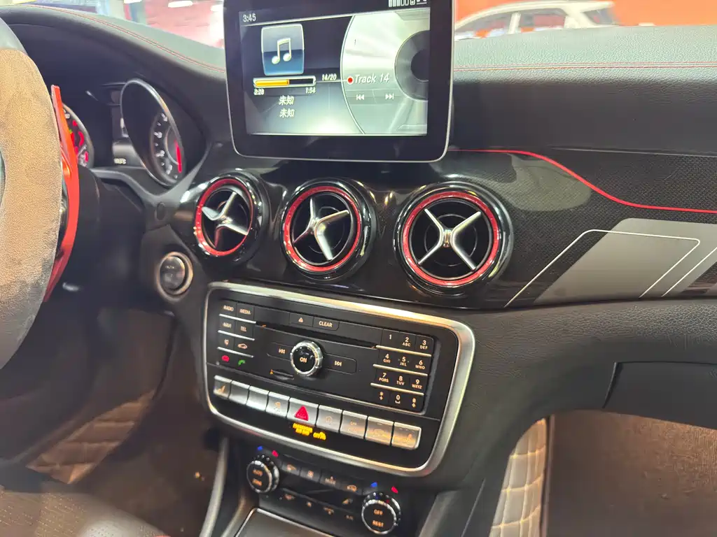 Mercedes-Benz Mercedes-Benz CLA AMG 2017 facelift AMG CLA 45 4MATIC 2017 - thumbnail 22