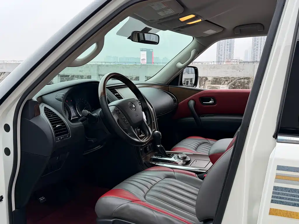 Nissan Nissan Patrol 2018 4.0L Premium 2020 - thumbnail 10