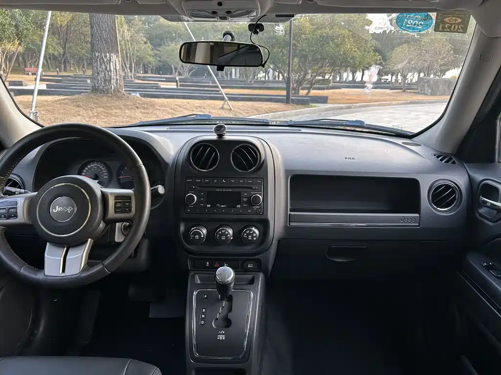 Jeep Jeep Cherokee 2014 2.0L Sport Enhanced Edition 2014 - thumbnail 10