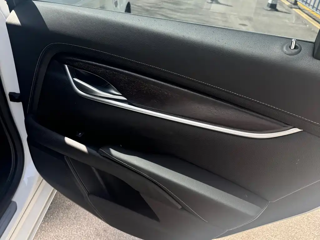 Cadillac Cadillac XTS 2018 28T Premium 2019 - thumbnail 6