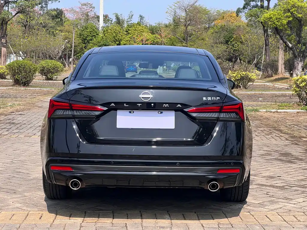 Nissan Nissan Altima 2022 2.0L XL-TLS Premium Edition 2023 - thumbnail 14