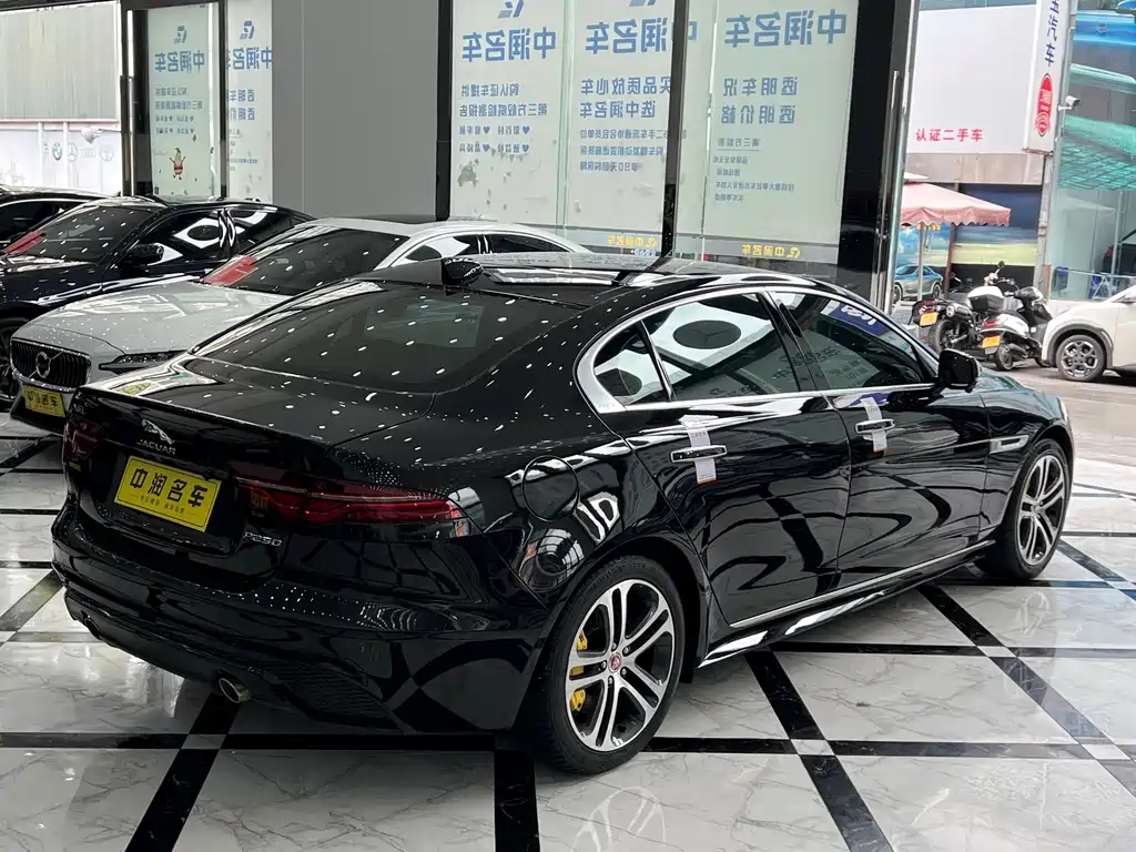 Jaguar Jaguar XEL 2022 2.0T 250PS R-DYNAMIC S Sport 2022 - thumbnail 17