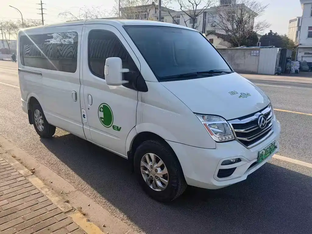 Maxus MAXUS EV80 2023 Model Year Facelift EV80 PLUS VAN Short Wheelbase Low Roof 2023 - thumbnail 3