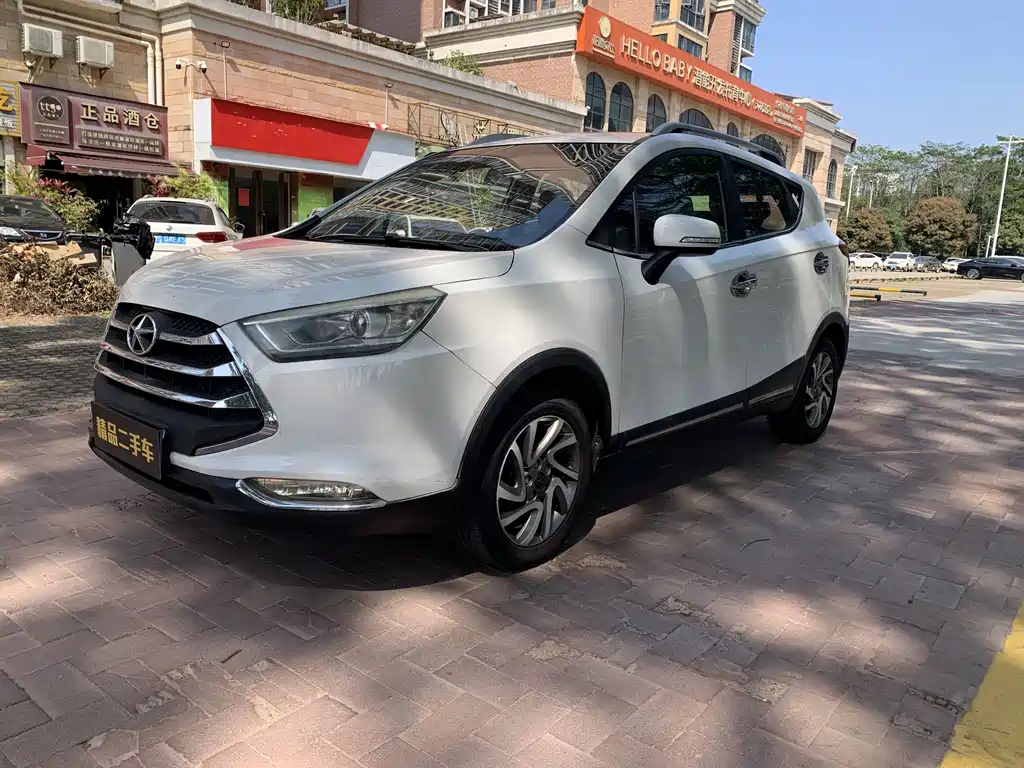 Jianghuai Automobile Group Rui Feng S3 2016 1.5L CVT Luxury Intelligent Edition 2016 - thumbnail 2