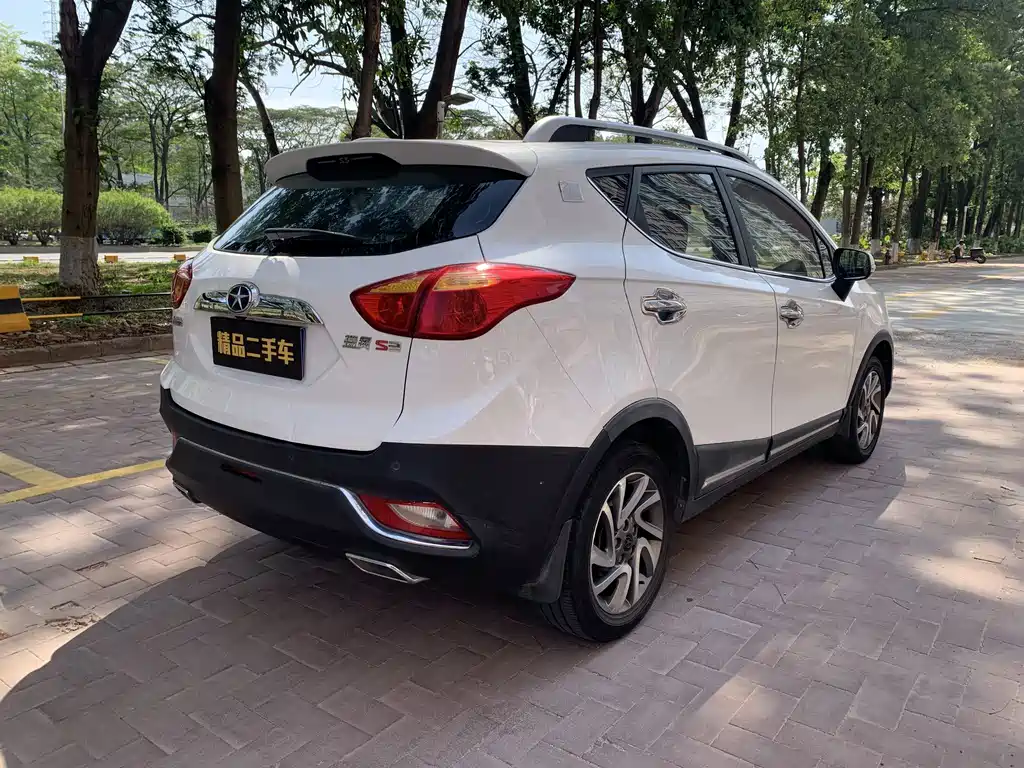 Jianghuai Automobile Group Rui Feng S3 2016 1.5L CVT Luxury Intelligent Edition 2016 - thumbnail 6