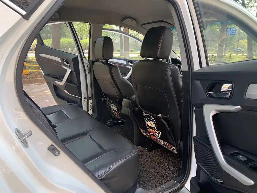 Jianghuai Automobile Group Rui Feng S3 2016 1.5L CVT Luxury Intelligent Edition 2016 - thumbnail 12