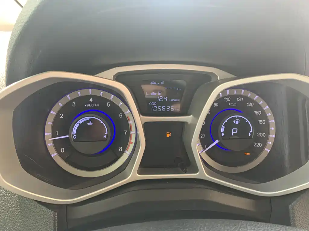 Jianghuai Automobile Group Rui Feng S3 2016 1.5L CVT Luxury Intelligent Edition 2016 - thumbnail 16