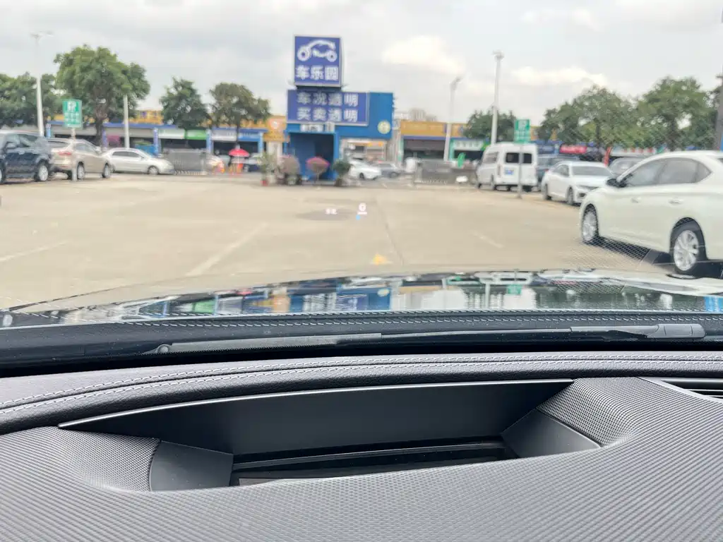 Mercedes-Benz Mercedes-Benz E-Class 2020 Model Year Facelift E 300 L Sport Exclusive Edition 2020 - thumbnail 6