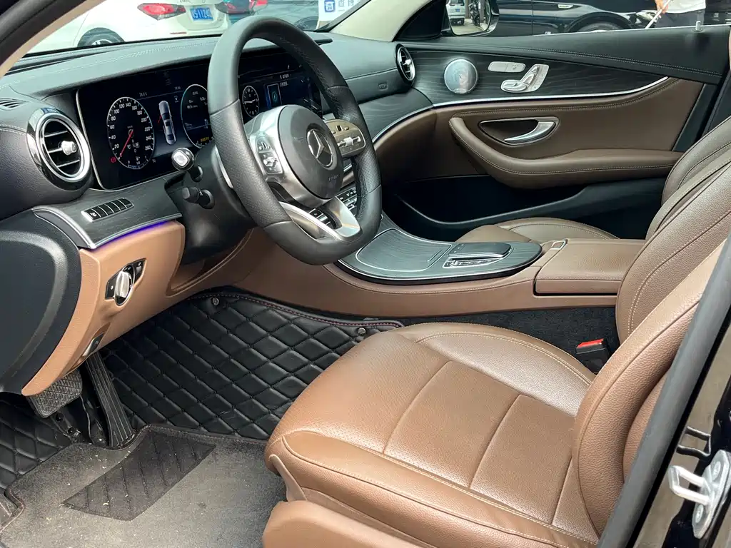 Mercedes-Benz Mercedes-Benz E-Class 2020 Model Year Facelift E 300 L Sport Exclusive Edition 2020 - thumbnail 11