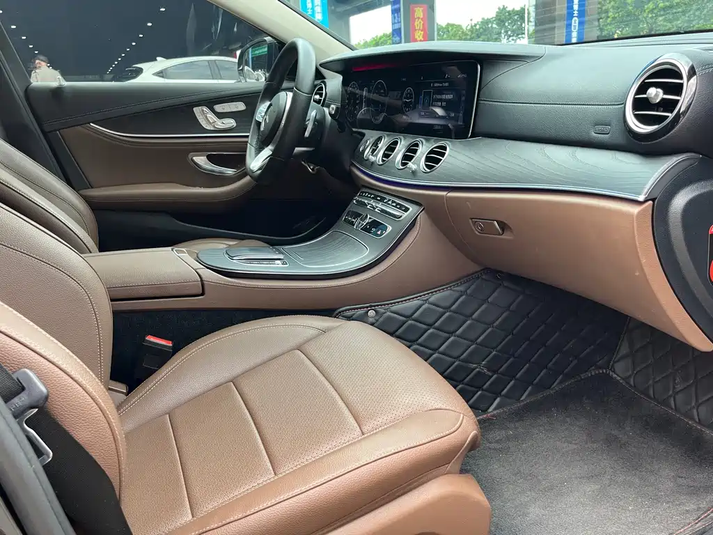 Mercedes-Benz Mercedes-Benz E-Class 2020 Model Year Facelift E 300 L Sport Exclusive Edition 2020 - thumbnail 14