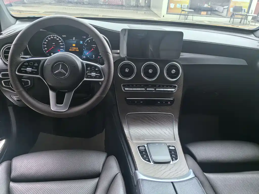 Mercedes-Benz Mercedes-Benz GLC 2020 GLC 260 L 4MATIC Luxury Edition 2019 - thumbnail 6