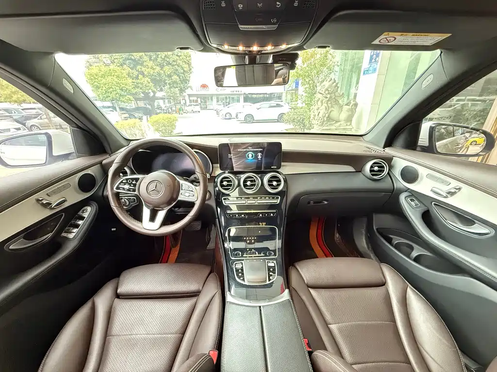 Mercedes-Benz Mercedes-Benz GLC 2021 GLC 260 L 4MATIC Sport Edition 2021 - thumbnail 13