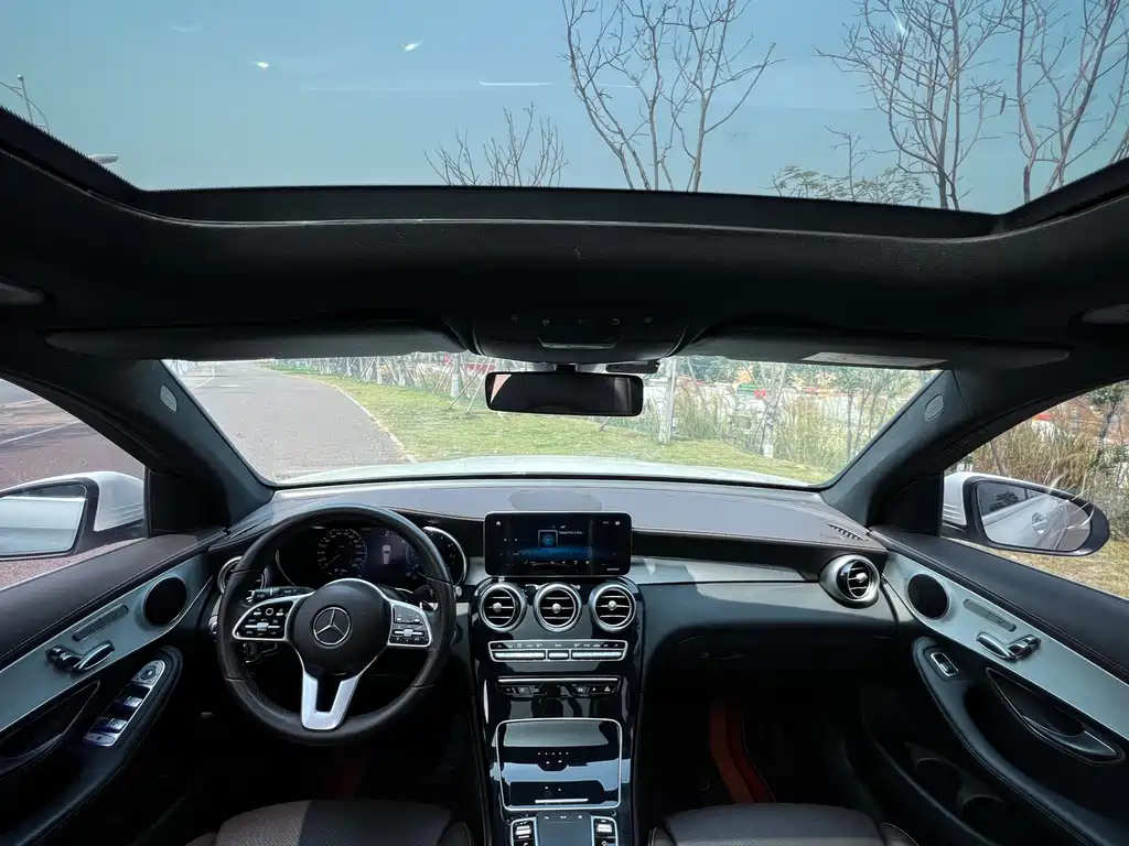 Mercedes-Benz Mercedes-Benz GLC 2021 GLC 260 L 4MATIC Sport Edition 2021 - thumbnail 17
