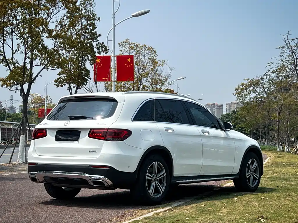 Mercedes-Benz Mercedes-Benz GLC 2021 GLC 260 L 4MATIC Sport Edition 2021 - thumbnail 18