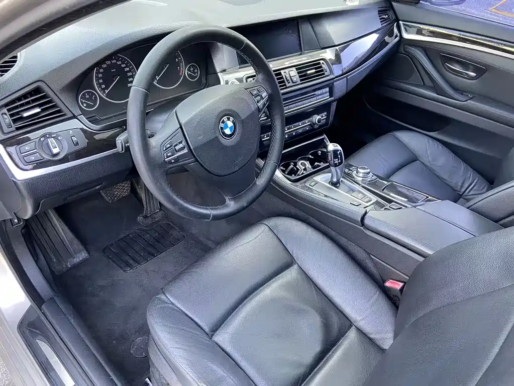 BMW BMW 5 Series 2012 523Li Luxury Model 2012 - thumbnail 9