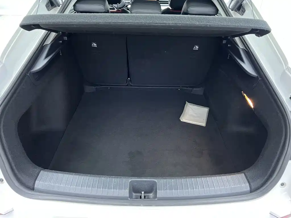 Volkswagen Lamando 2022 Lamando L 280TSI DSG Cool Spice Edition 2022 - thumbnail 9