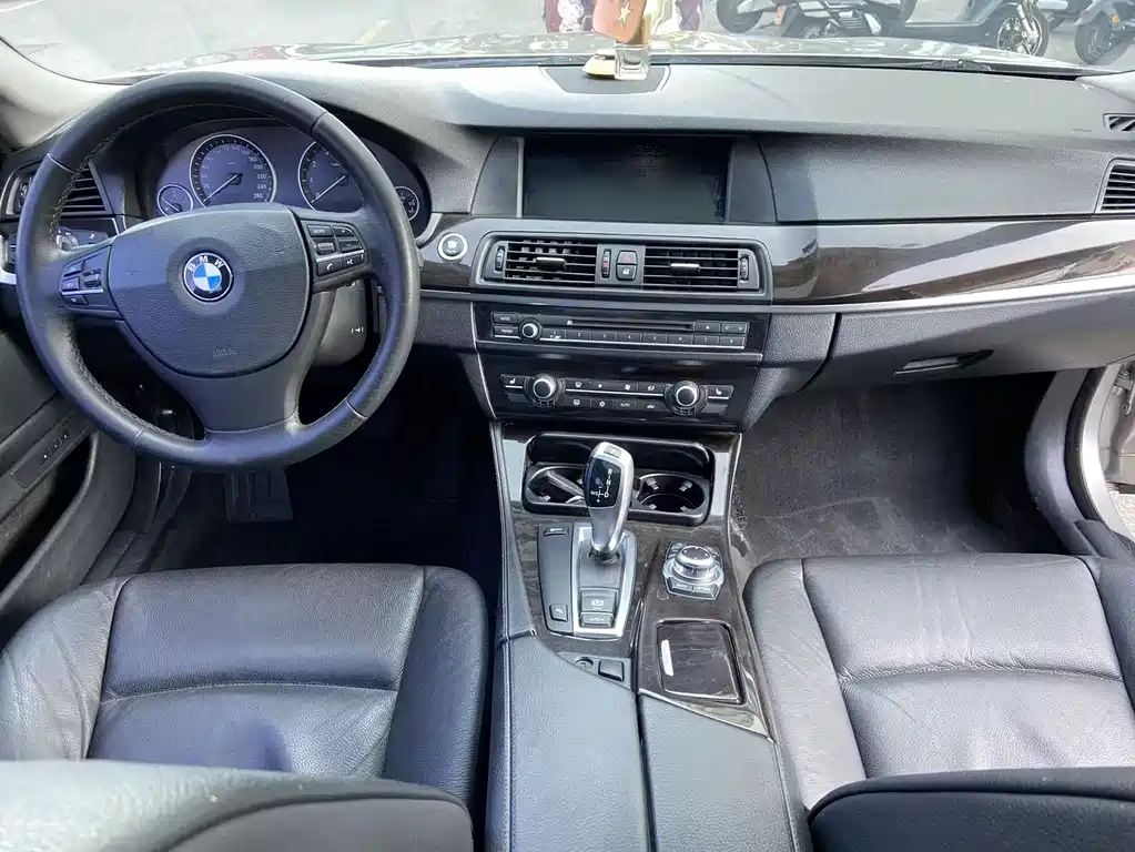 BMW BMW 5 Series 2012 523Li Luxury Model 2012 - thumbnail 11