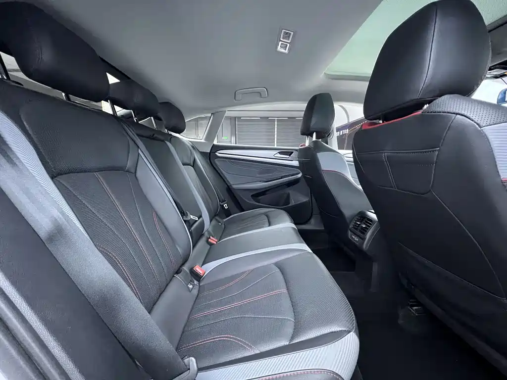 Volkswagen Lamando 2022 Lamando L 280TSI DSG Cool Spice Edition 2022 - thumbnail 16