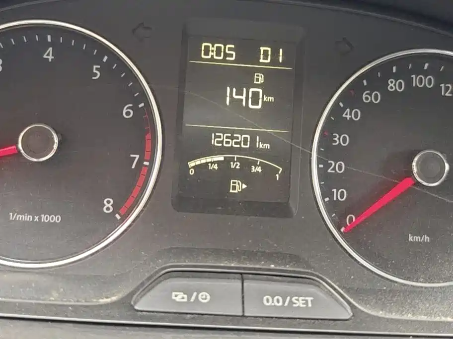 Volkswagen Volkswagen Lavida 2013 Facelift 1.4TSI DSG Comfort Edition 2014 - thumbnail 15
