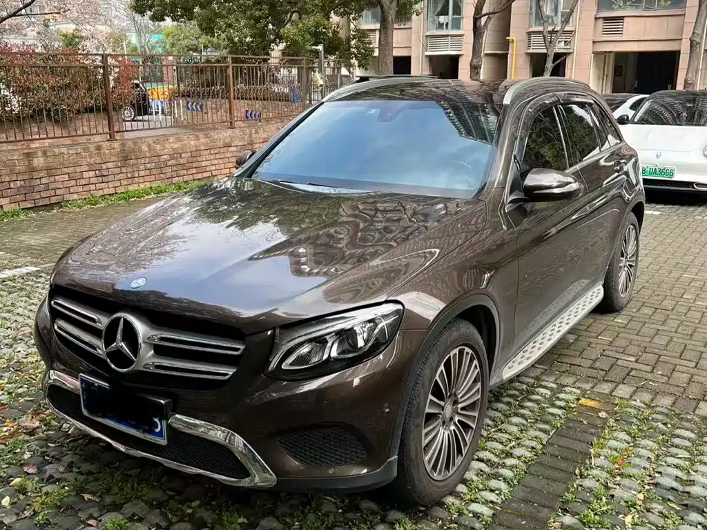 Mercedes-Benz Mercedes-Benz GLC 2016 GLC 260 4MATIC Sport Edition 2016
