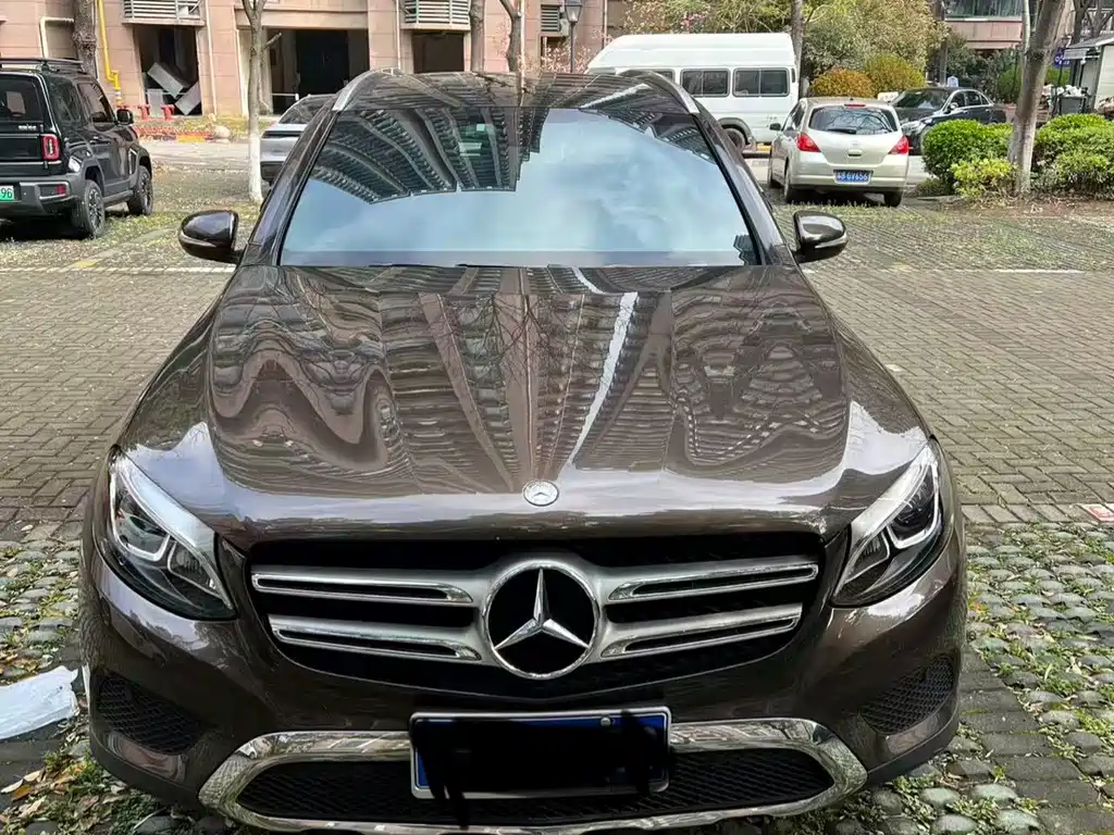 Mercedes-Benz Mercedes-Benz GLC 2016 GLC 260 4MATIC Sport Edition 2016 - thumbnail 2