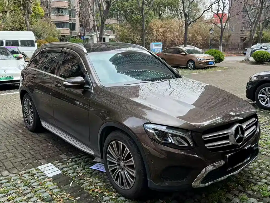 Mercedes-Benz Mercedes-Benz GLC 2016 GLC 260 4MATIC Sport Edition 2016 - thumbnail 3
