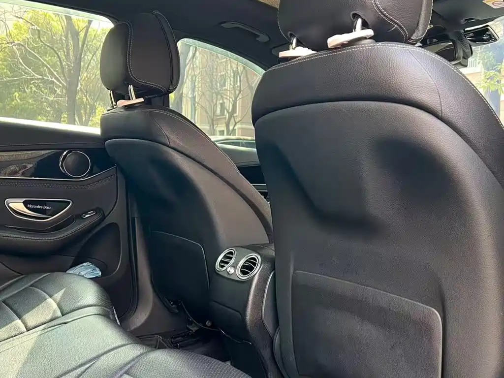 Mercedes-Benz Mercedes-Benz GLC 2016 GLC 260 4MATIC Sport Edition 2016 - thumbnail 11