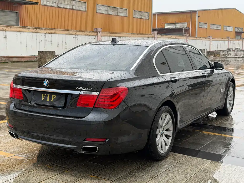 BMW BMW 7 Series 2011 740Li Steinway & Sons Limited Edition 2011 - thumbnail 6