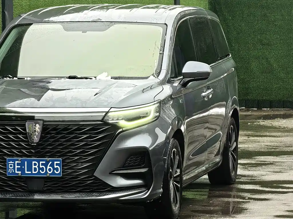 Roewe Roewe iMAX8 2023 400TGI Premium Edition 2022 - thumbnail 3