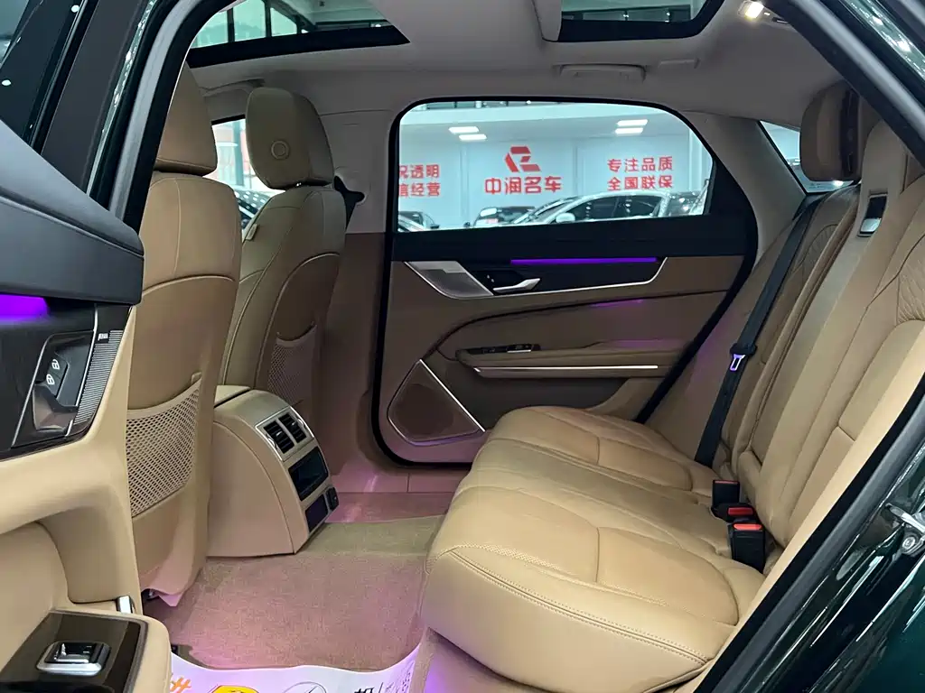 Jaguar Jaguar XFL 2024 2.0T P250 RWD Luxury Edition 2024 - thumbnail 5