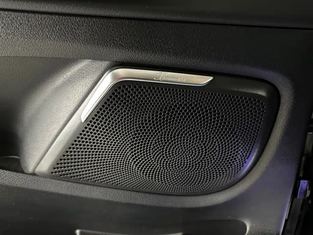 Mercedes-Benz Mercedes-Benz V-Class 2022 V 260 L Long Wheelbase Luxury Edition 2022 - thumbnail 8